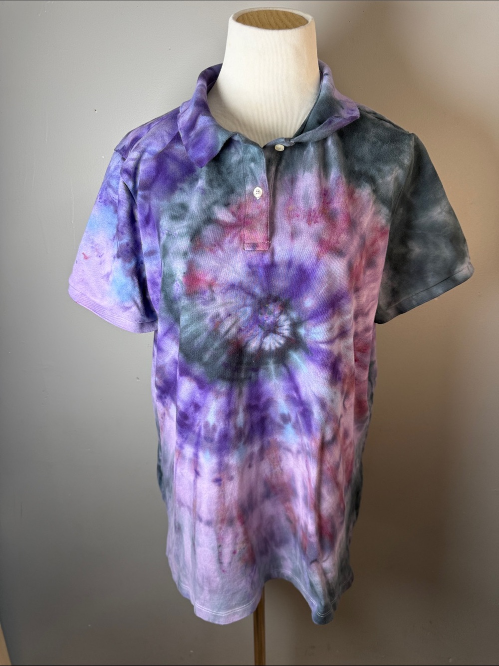 Tie-Dye Spiral Short Sleeve Polo in Purple and Black